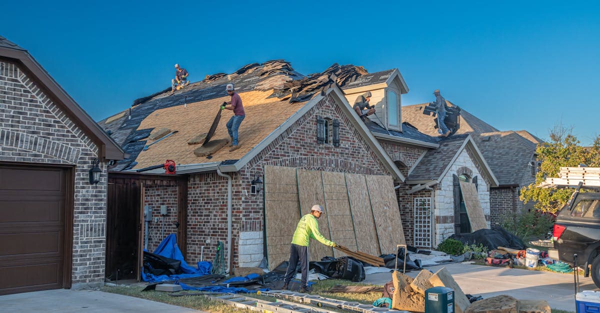 Cover Image for Why Replacement Cost Coverage Is Worth the Extra Premium