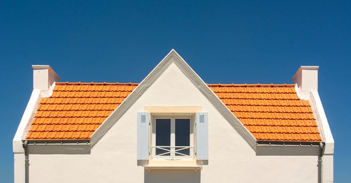 Replacement Cost vs Actual Cash Value Dwelling Coverage: Which Is Better?
